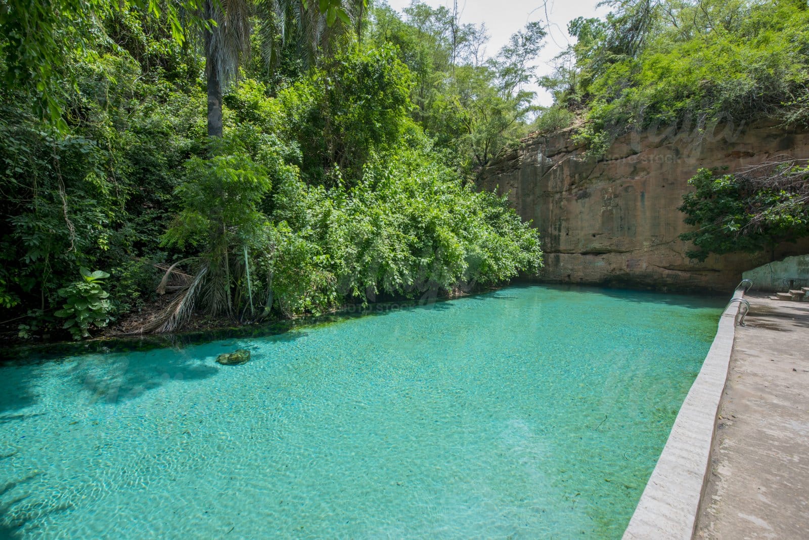 WIKKI WARM SPRING LAKE