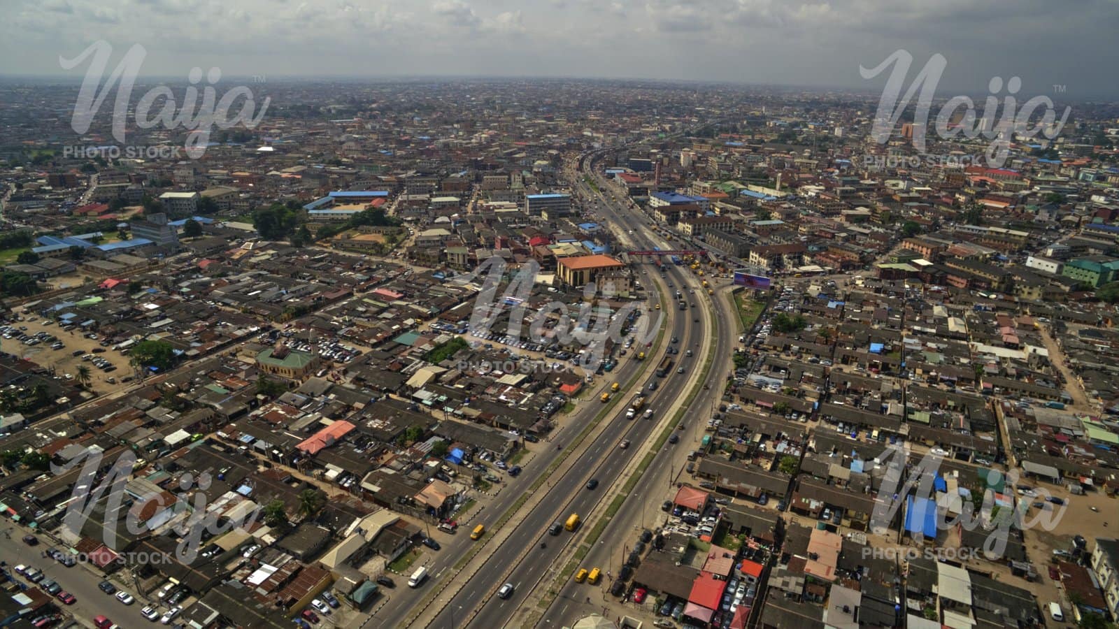 WESTERN AVENUE, SURULERE, LAGOS - AERIAL VIEW